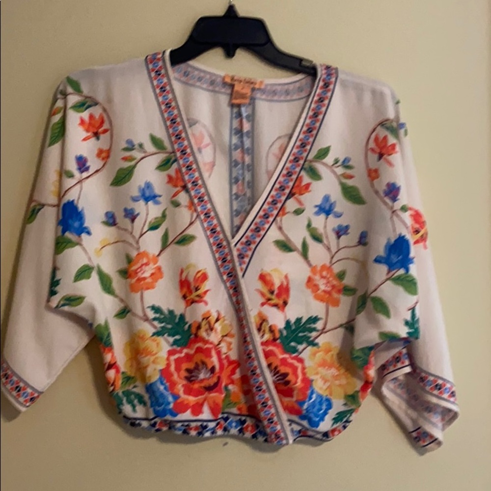Flying Tomato Floral Blouse